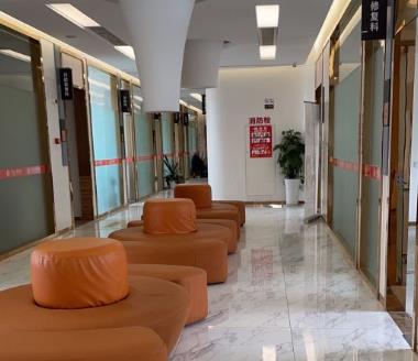 宁波江北口腔医院休息区