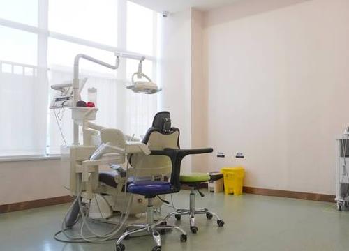 赣州维乐口腔门诊部治疗室