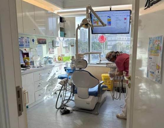 北京欢乐口腔门诊部治疗室