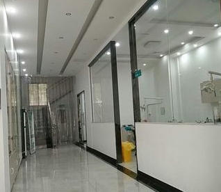娄底蓝冠口腔门诊部医院环境