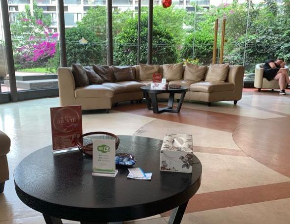 成都锦江极光口腔医院休息区