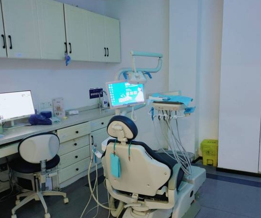 郑州贝尔口腔门诊部治疗室