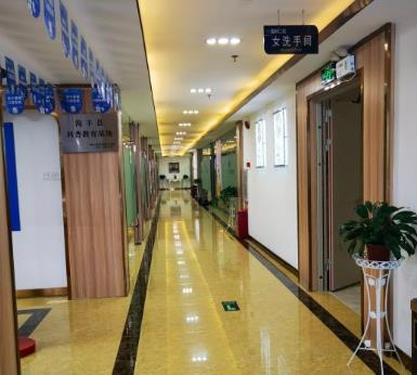 广东汕尾海丰爱顿口腔医院医院环境