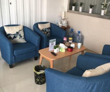 江西上饶信州贝齐口腔门诊部休息区