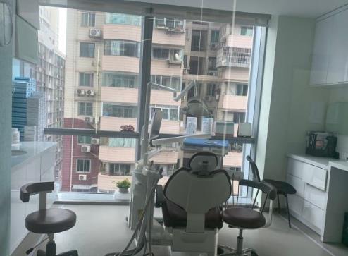 成都极光口腔门诊部（锦江区）治疗室