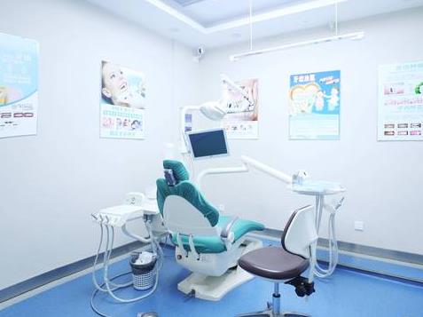 洛阳济仁口腔门诊部治疗室