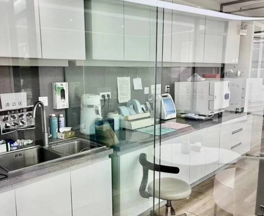 沈阳奉华口腔门诊部消毒室