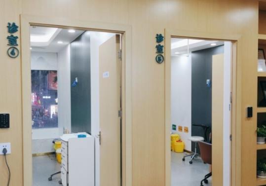深圳坪洲欧雅口腔门诊部诊室