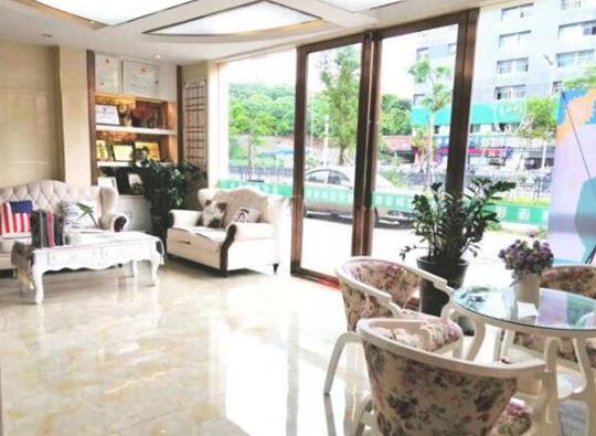 深圳市健康齿科玉塘诊所(田寮店)大厅环境