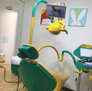 柳州博众口腔门诊部儿童治疗室