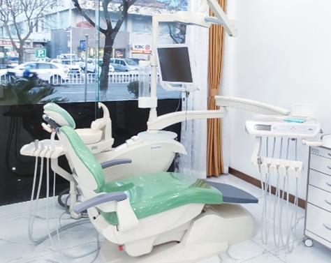 威海华怡口腔医院矫正室
