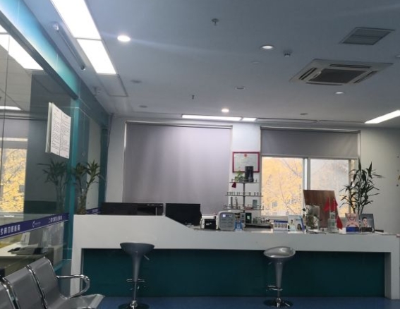 成都春新口腔医院前台