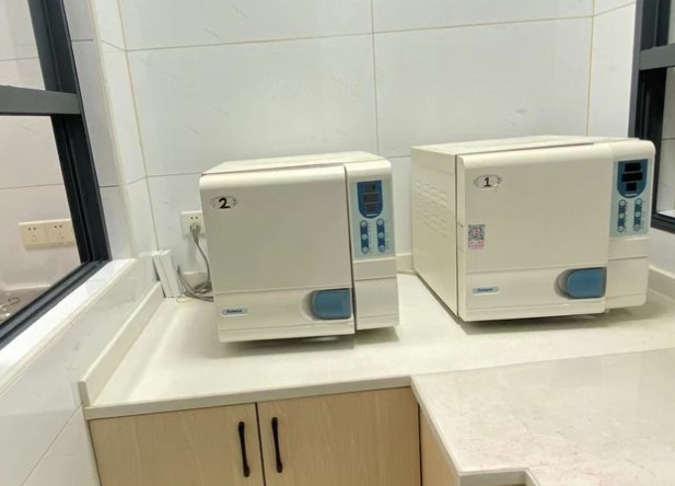泉州博恩口腔门诊部消毒室