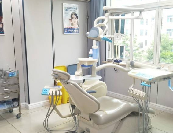 永康康美诺口腔医院治疗室