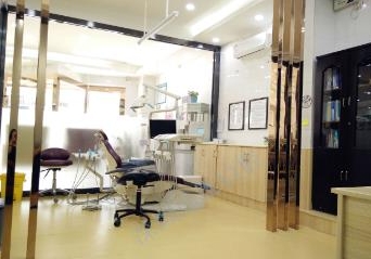 深圳远雄口腔诊所治疗室