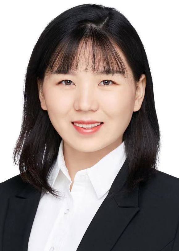 许莹 许莹