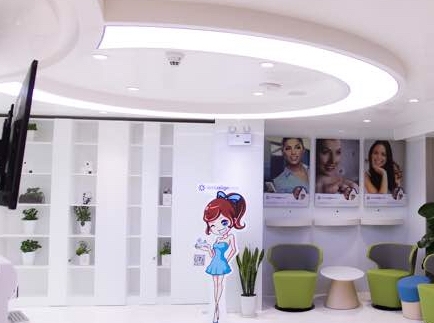 南京优恩齿科门诊部休息区