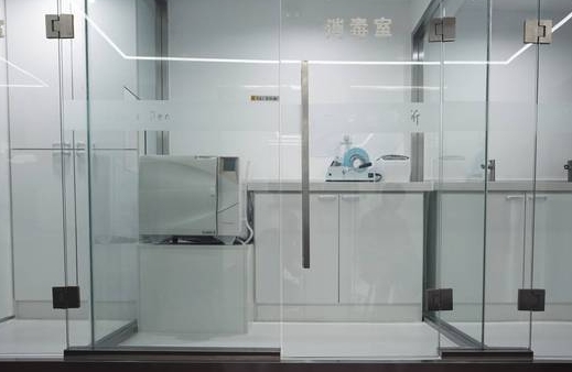 长春刘策口腔诊所消毒室