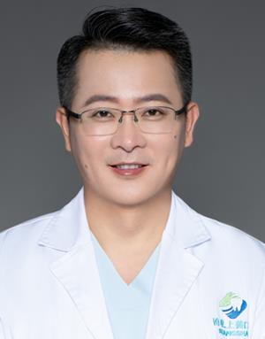 周锐 周锐