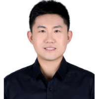 邱明 邱明