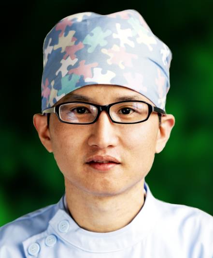何淼鑫 何淼鑫