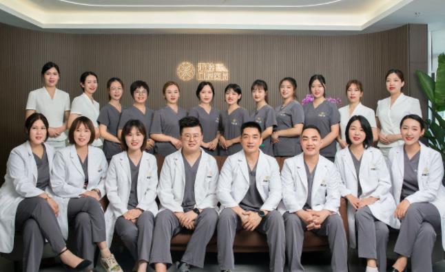 宁波北仑禾睦口腔医院医生团队