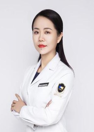 施丽娜 施丽娜