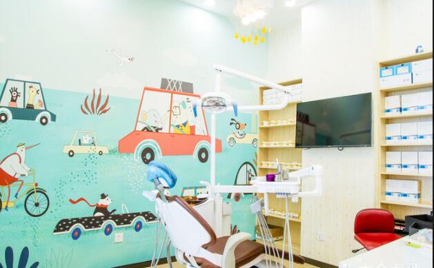 上海圣康口腔门诊部(长宁店)儿童诊室