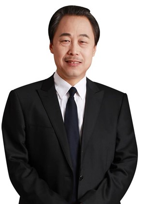 李春茂 李春茂