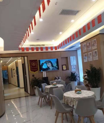 深圳弘和口腔(罗湖田心店)休息区