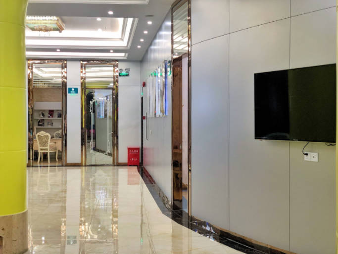 深圳江南格伦菲尔口腔门诊部(罗湖分店)走廊