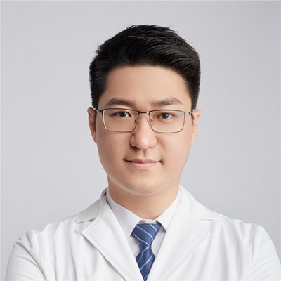 陈何熙 陈何熙