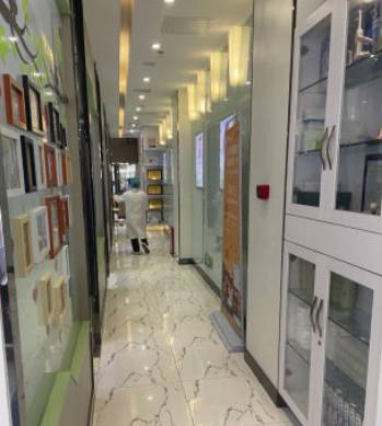深圳正夫口腔(书城店)走廊