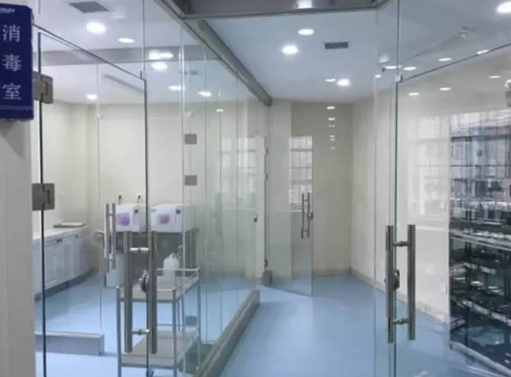 沈阳欢乐仁爱口腔（新民分院）消毒室