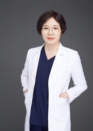 甄翠欣 甄翠欣