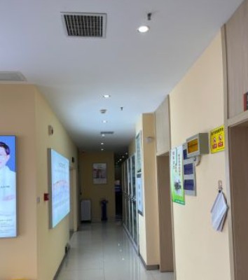 武汉大众口腔(京汉大道店)走廊