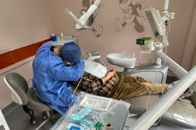 武汉大众口腔(吴家山店)诊疗室