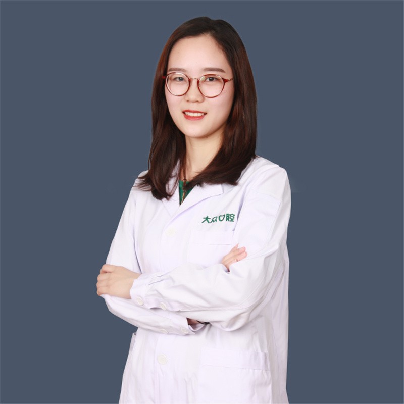 曹莉莉 曹莉莉