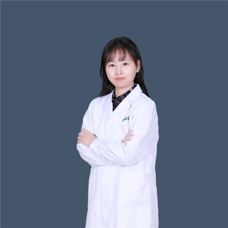 李心怡 李心怡