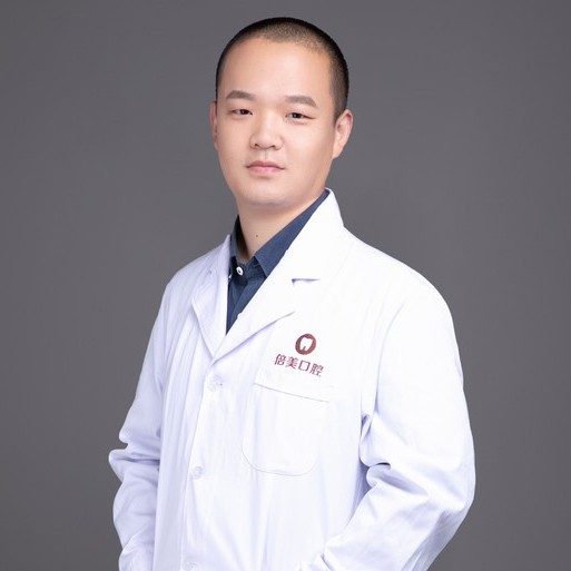 吕文超 吕文超