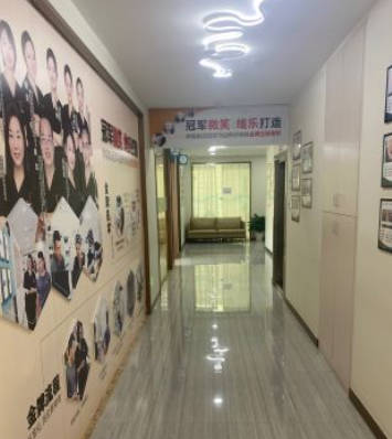 重庆维乐口腔(观音桥总院)走廊