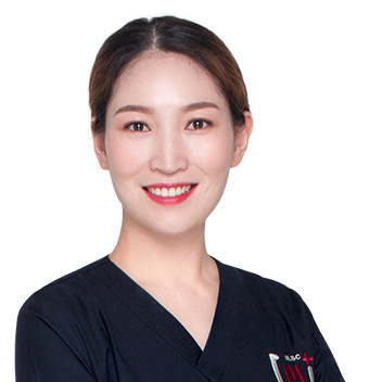 李素芳 李素芳