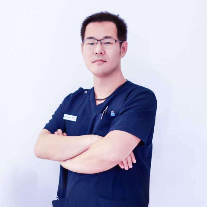 秦廷朕 秦廷朕