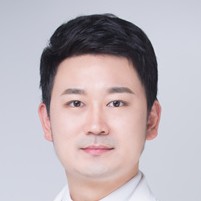 李康
