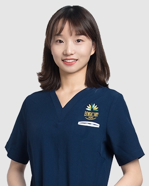 唐倩 唐倩