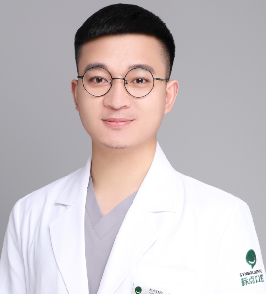 袁宇 袁宇