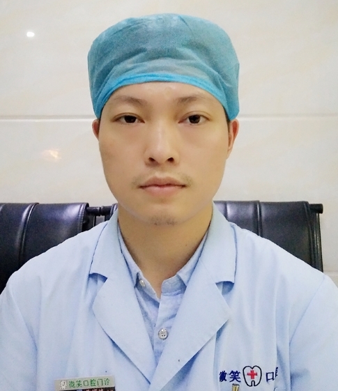 黄耀健 黄耀健