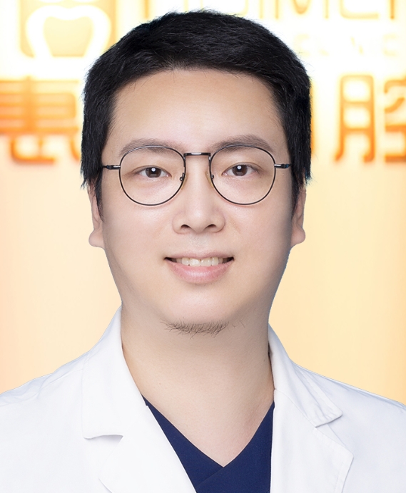 邓瑞斌
