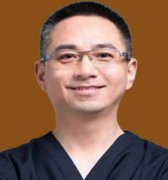 黄鸿进医生矫正种植技术怎么样-个人资料-泉州傲乐美口腔门诊部
