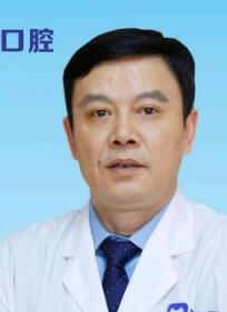 余立平 余立平